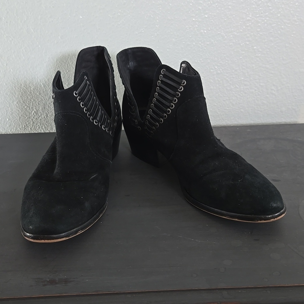 Vince Camuto Black Ankle Boots Size 8.5
